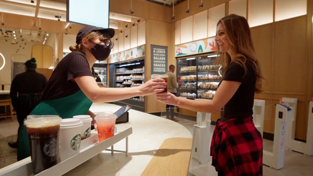Les files d’attente pour le café vous dérangent?  Starbucks ouvre une succursale sans numéraire